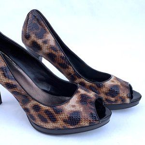 Nine West Animal Print Peep Toe Pumps 11 M